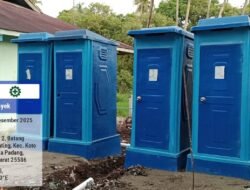 Toilet Portabel Ringankan Beban Santri Ponpes Batang Kabung Pascabencana