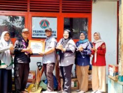Korlap Tanggap Darurat Banjir Kota Solok Terima Bantuan Dari Pramuka Peduli Kwarda 03 Sumbar