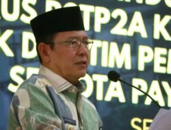 Walikota Zulmaeta Lantik Tim Pembina Pos Yandu Payakumbuh
