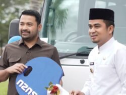 Pemeritah Kota Solok Terima Bantuan Satu Unit Bus Sekolah
