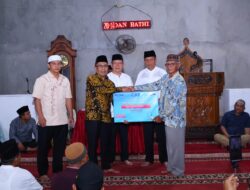 Walikota Zulmaeta Kunjungi Masjid Mutahiddin Parambahan