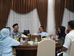 Presiden RI Memberikan Bantuan Diserahkan Direktur Pendapatan Daerah Kementerian Dalam Negeri