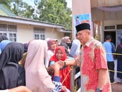 Ratusan Warga Serbu Pasar Murah di Kantor Koperasi UKM