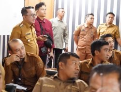 Kajari Tanah Datar Ryan Palasi, SH, MH Beri Pembekalan Pada Wali Nagari