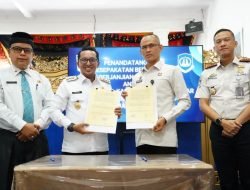 Bupati & Dirjen Imigrasi Kanwil Tanda Tangani Kesepakatan