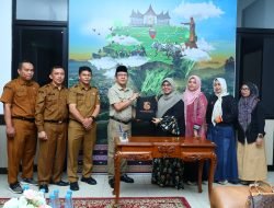 Wako Payakumbuh Zulmaeta Teken Nota MoU Univ.Vor De Kock Bukittinggi
