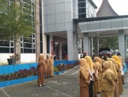 Kadis Kominfo Pimpin Apel Pagi, Tekankan Peningkatan Kinerja & Kedisiplinan Pegawai
