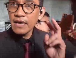 Refly Harun Gerakkan Dukungan Tokoh Nasional Penangguhan Penahanan Roy Suryo & dr. Tifa
