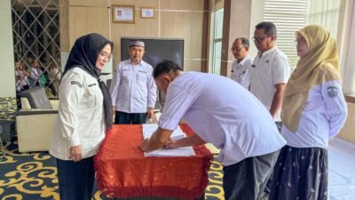 Serah Terima Jabatan Sekretaris & Kabid pada Dinas Komunikasi Informatika