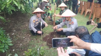PENGHIJAUAN SKALA BESAR DIHADIRI FORKOPIMDA