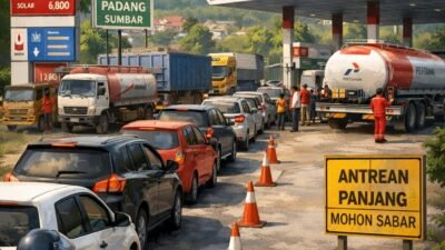 Antrean SPBU Padang Masih Panjang, Distribusi BBM Tersendat Akibat Kemacetan Jalur Utama