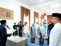 Bupati Eka Putra Lantik&nbsp; Lima Orang Termasuk Pengawas