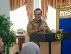 Bupati Tanah Datar Eka Putra Jadi Narasumber Buku Bina Marga