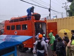 Sumbar Siaga Cuaca Ekstrem, Gubernur Mahyeldi Instruksikan Penanganan Cepat & Terpadu