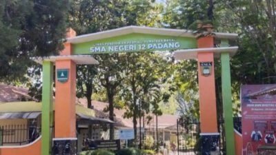 PNP Latih Guru & Siswa SMAN 12 Padang Jadi Content Creator