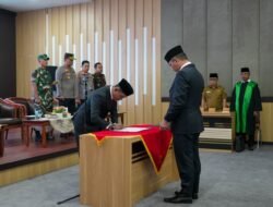 Bupati Solok Lantik Masheri Yanda Boy&nbsp; Pejabat Sekretaris Daerah