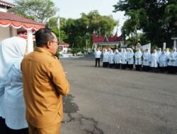 Bupati Eka Putri Lepas Kontingen Jambore PKK Tanah Datar