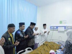 WABUP KERUMAH SAKIT LIHAT H. AFRIZON MENINGGAL DUNIA