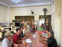 PENGECORAN DASAR DAN PEMASANGAN LANTAI BATU ANDESIT DEKORATIF DIKAWASAN KOTA TUA