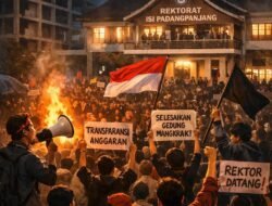 Mahasiswa ISI Padang Panjang Bertahan Semalaman
